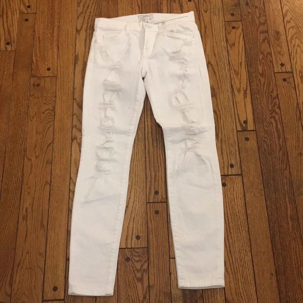 Current/Elliot white distressed skinny jeans